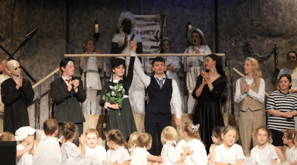 Foster Wales Carmarthenshire welcomes Lighthouse Stage School as its latest partner
